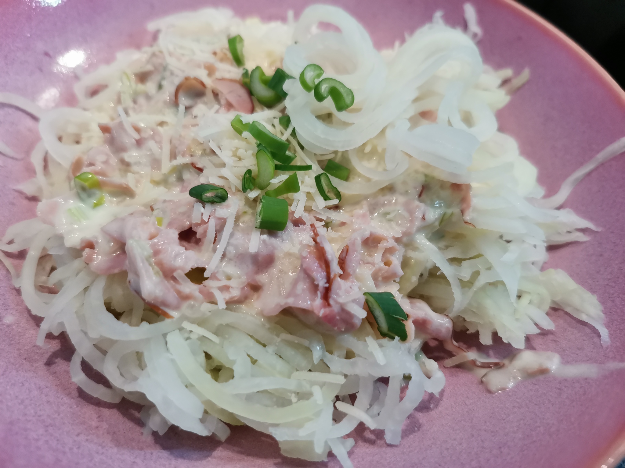 Kohlrabi Spaghetti mit Schinken-Rahm Sauce – Sarah Brauns Blog